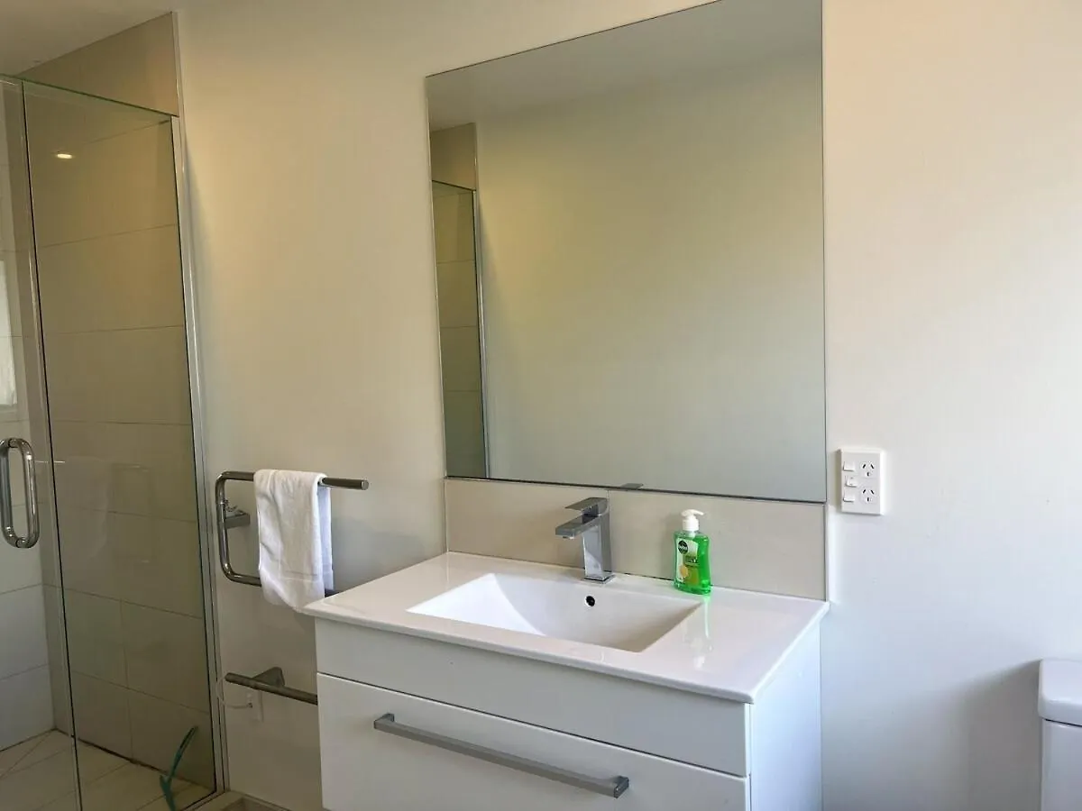 בית נופש כרייסטצ'רץ' Spacious 3 Bedroom House Near Sumner